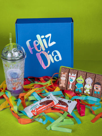 Personaliza Kit Vaso, Amaranto y Chocolates Niño - Mini