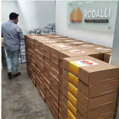 Entrega de pedido de mayoreo en oficinas de Rodalli